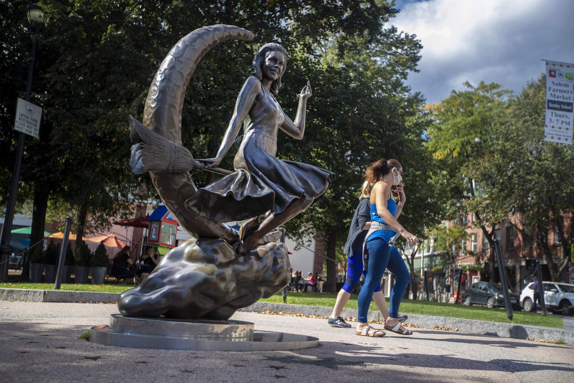 Pictured in the fall of 2020, one of the most popular attractions in Salem is the Samantha Statue. (Jesse Costa/WBUR file photo)